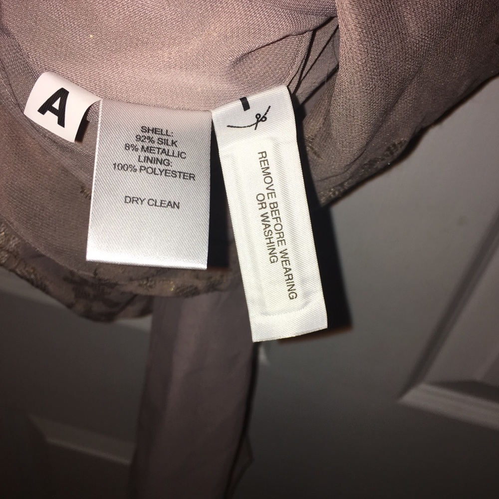 NEW! Ann Taylor LOFT silk mauve & gold blouse - Picture 4 of 4